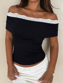 DAZY Women's Off-Shoulder Fitted Lace Patchwork T-Shirt - Black - View 3