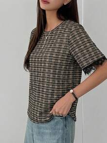 DAZY 女士夏季圆领短袖蕾丝拼接休闲套头T恤 - 卡其色 - 查看 5