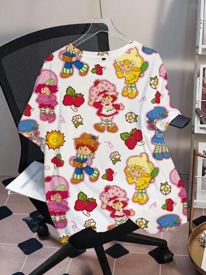 Strawberry Shortcake X SHEIN Große Größen T-Shirt mit Cartoon-Charakter- und Erdbeermuster, Rundhalsausschnitt, Kurzarm, lässig