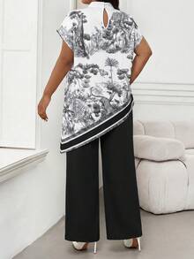 SHEIN Lady Chic Plus Size Women Black And Scenic Print Asymmetrical Blouse - Black - View 2