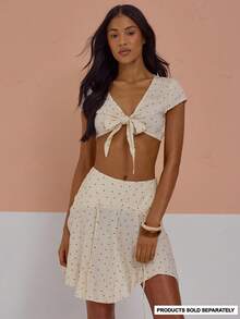 MUSERA Áo croptop tay ngắn chấm bi cổ chữ V sâu, buộc dây phía trước, kiểu dáng gợi cảm, dễ thương, thích hợp cho mùa xuân hè, đi nghỉ mát, đi chơi, nữ tính, cá tính, trả phòng muộn. - Nhiều màu - Xem 1