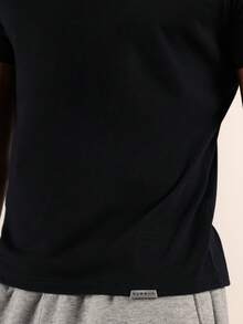SUMWON Camiseta básica de manga corta de cuello redondo de algodón negro de corte slim Elliot, uso casual diario clásico - Negro - Ver 5