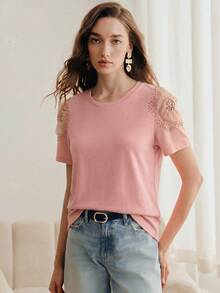 2026 Camiseta ajustada de mujer de manga corta con cuello redondo, diseño de hombros calados y cuentas de unicolor - Rosa - Ver 2