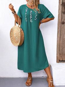 EMERY ROSE Vestido casual de vacaciones con cuello redondo y bordado floral para tallas grandes - Café integral - Ver 3