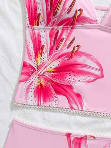 SHEIN 2件套少女粉色碎花花瓣滚边弹力速干舒适针织泳衣套装，适合海滩、泳池、海边、冲浪、度假、夏季旅行，亲肤速干：时尚少女海滩度假/沙滩泳池装扮。粉色碎花泳衣，少女连体泳衣，青少年泳装，少女夏季泳装。 - 粉色 - 查看 5