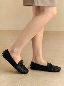 Alvarani Women Flats - Hitam - View 3