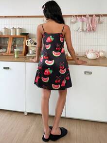 SweetSlumber Áo ngủ satin nữ họa tiết dâu tây ngọt ngào - Nhiều màu - Xem 2