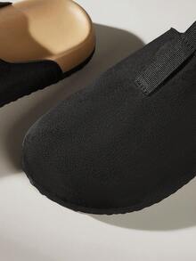 Solecia Giày da lộn màu kaki, kiểu dáng trễ vai, đế dày, thích hợp đi làm. - màu đen - Xem 5
