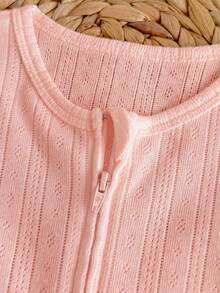 Loomiva Newborn Baby Boy/Girl Simple Solid Color Comfortable Home Outfit, Textured Homewear, Suitable For Winter - Pink - View 4