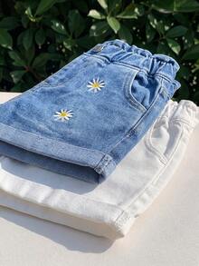 SHEIN Bộ 2 chiếc quần short denim dáng rộng, màu xanh trắng, thêu hoa cúc, cạp chun xếp ly dành cho bé gái. - Xanh và trắng - Xem 5