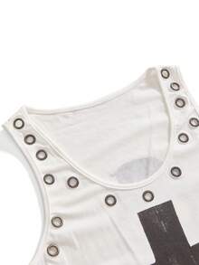 ROMWE Grunge Punk Camiseta ajustada con estampado de calavera, cruz y ojetes, estilo punk metal para festivales de música de verano - Blanco - Ver 3