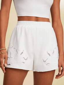 Travachic Quần short thêu rỗng tinh xảo - trắng - Xem 4