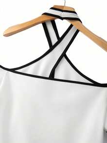 GlowEve CURVE Áo thun nữ cỡ lớn màu trơn phối tương phản, khoét lỗ, trễ vai, tay ngắn, màu trắng, kiểu dáng thường ngày, thích hợp cho mùa hè. - Đen và trắng - Xem 7