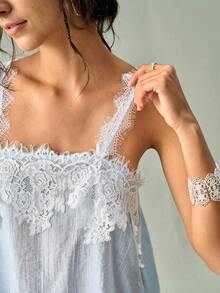 SoleilVie Áo hai dây nữ thanh lịch phối ren patchwork vải xuyên thấu vân nổi, phù hợp cho đi nghỉ mát, brunch bãi biển, trang phục lễ hội màu xanh nhạt và trắng mùa hè - Màu xanh lam - Xem 4