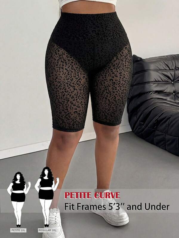 SHEIN PETITE CURVE Leggings básicas casuais femininas plus size com estampa de leopardo em tela, ideais para o verão, comprimento midi, cintura alta, perfeitas para silhuetas petite, ideais para looks casuais, esportivos, de verão, fantasias de carnaval e para as festas de fim de ano.