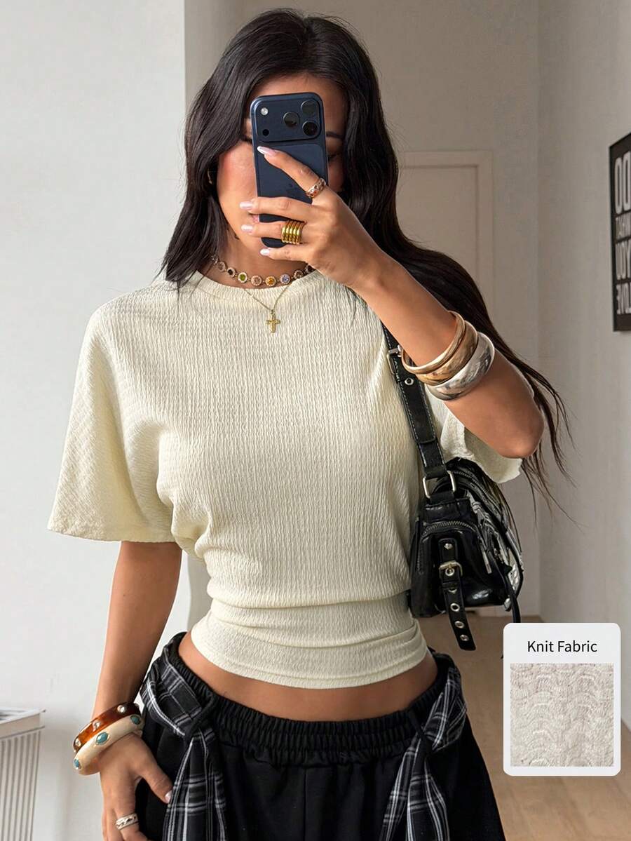 Coolane 女士夏季极简主义 Y2K 基本款日常休闲返校街头风弹力白色宽松褶皱短款T恤 - 米色 - 查看 1