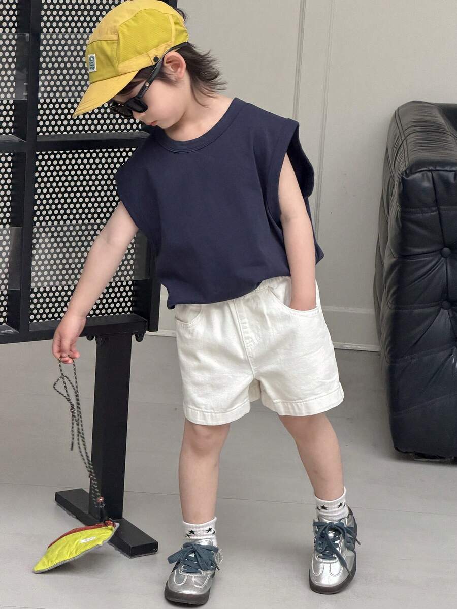 Dazy Kids 男孩夏季基本款純色休閒直筒牛仔短褲 - 白色 - 查看 1