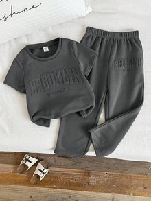 SHEIN 2 Stück/Set Unisex Jungen/Mädchen Lässige Mode Grafik Muster Kurzarm T-Shirt und Hose Set, Frühling/Sommer - Grau - Übersicht 5