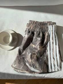 Nhiều màu