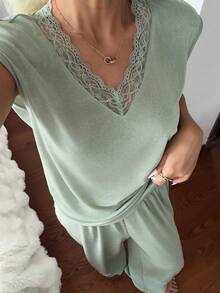 DAZY Women's Solid Color Lace Patchwork Top And Pants Pajama Set Summer - Green - View 3