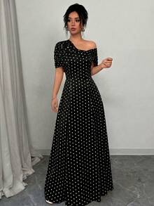 SHEIN Elenzya 不对称肩部褶皱腰身A字型优雅浪漫连衣裙 - 黑與白 - 查看 3
