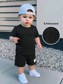 SHEIN Leap Crew 2pcs Baby Boy/Girl Letter Pattern Crew Neck Short Sleeve T-Shirt + Decorative Buttons Casual Shorts Set - Black - View 8