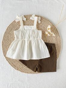 SHEIN Vintaside Kids 2件套女婴幼儿/新生儿0-3岁休闲日常可爱度假条纹蝴蝶结装饰吊带背心+短裤套装，春夏款 - 棕色 - 查看 2