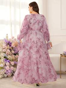 Modelyn 大码女士优雅印花收腰中长连衣裙 - 淡紫色 - 查看 2