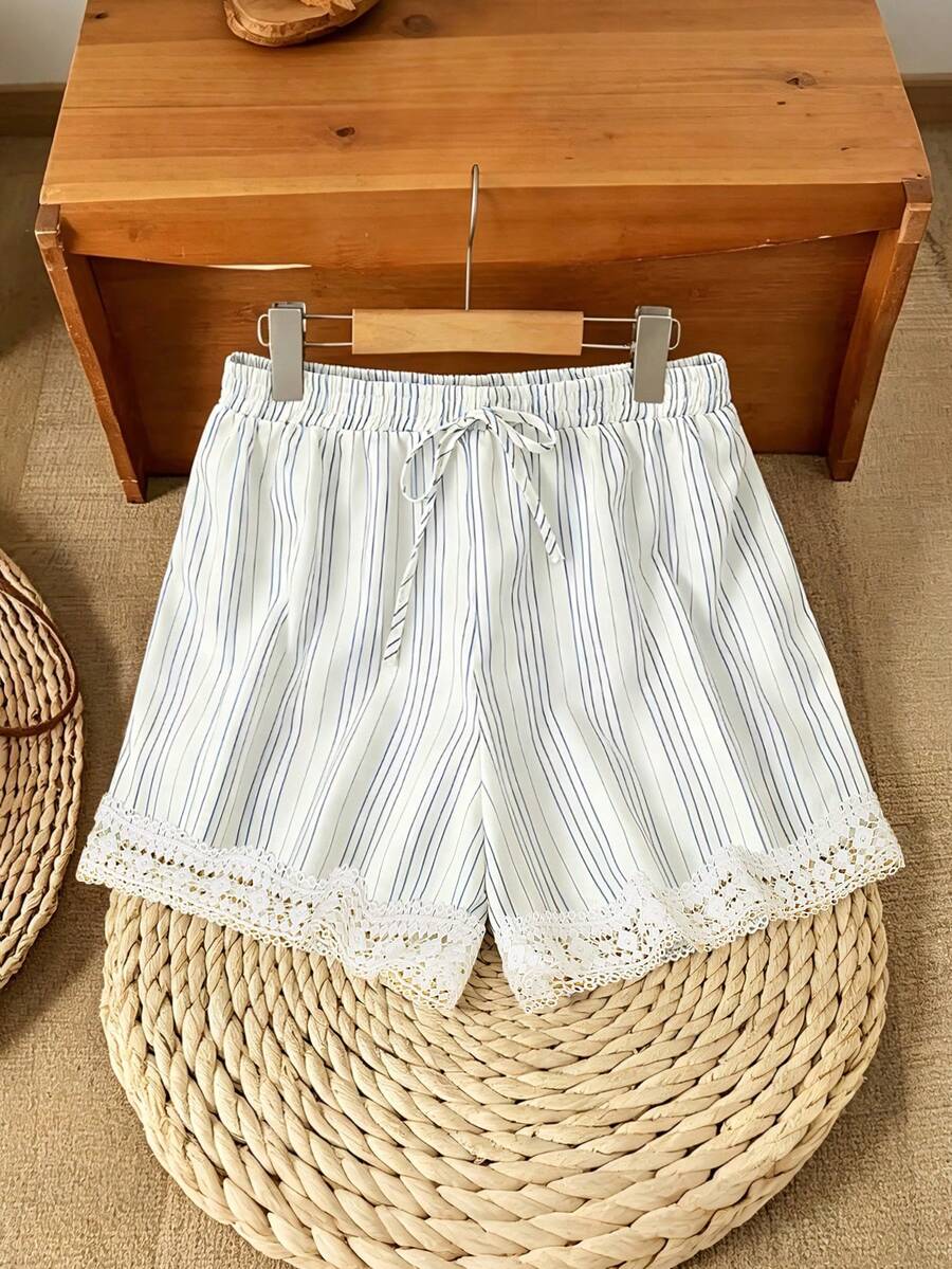 Lacomfia Shorts de talla grande para mujer con contraste de encaje y cordón en la cintura - Blanco - Ver 1