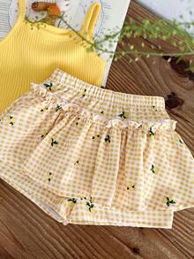 SHEIN LMoss Kids 2 piezas Conjunto de top de tirantes de punto de unicolor y shorts con volantes a cuadros para niña bebé - Multicolor - Ver 4