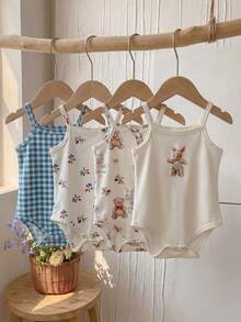 SHEIN Vintaside Kids 4件套新生女婴碎花、格子、兔子印花连体衣，舒适柔软面料，优雅乡村风格，适合春夏外出穿着 - 彩色 - 查看 3