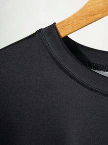 SHEIN Vacaura 2件套青少年男童休闲圆领短袖上衣和短裤套装，夏季 - 黑色 - 查看 4