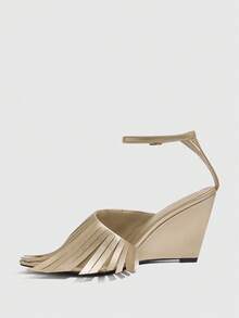 CUCCOO SZL Sandalias de tacón alto elegantes y de moda para mujer con diseño de borlas y hebilla, zapatos de primavera - Dorado - Ver 4