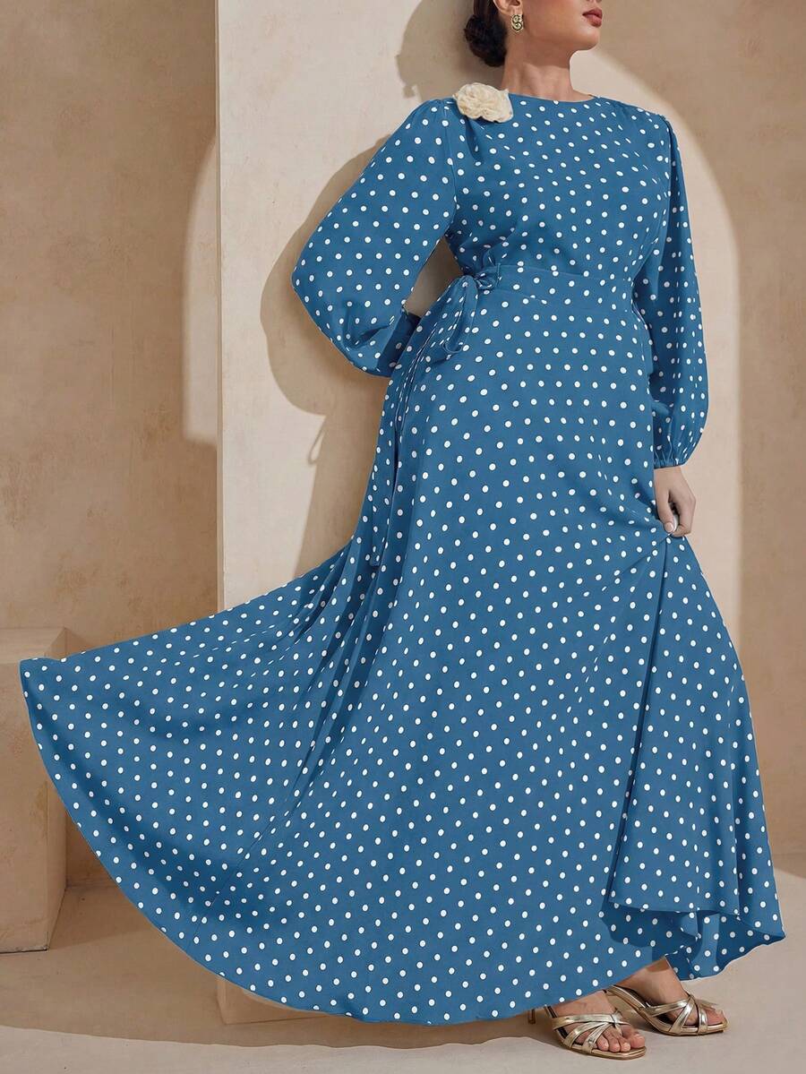 Modelyn 大尺碼收腰波點3D花朵裝飾彈性袖擺裙 - 藍色 - 查看 1