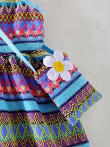 SHEIN Genkimix Kids 女童休闲可爱无袖连衣裙，女童春夏优雅连衣裙，饰有3D花朵和包包图案，针织提花面料，适合日常和户外穿着。 - 彩色 - 查看 7