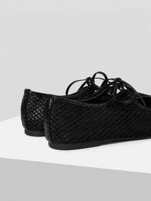 Mnmlis Women's Fashion Round Toe Strap Ins Style Flat Shoes - Black - View 4