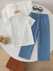 SHEIN Playful Pals 2pcs/Set Young Boy Casual Solid & Striped Short Sleeve Shirt And Pants Set, Suitable For Daily, Vacation, Sports, Summer - Blue - View 2