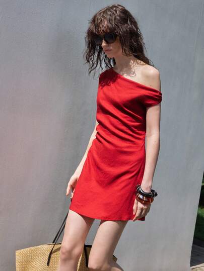 SHEIN Luminelle Đầm ngắn dáng chữ A xếp ly bất đối xứng vai bằng vải lanh màu đỏ mới dành cho nữ mùa xuân/hè.