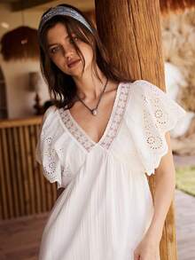 Lullawish Bohemian Style Romantic Embroidered Floral Lace Patchwork V-Neck Ruffle Trim Loose Long Nightgown For Women - White - View 4