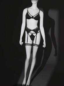 5件套女士性感内衣套装（钢圈文胸、丁字裤、吊袜带、2双渔网袜） - 黑色 - 查看 3