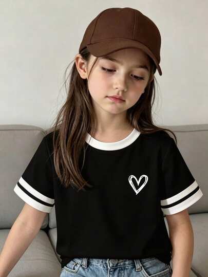 SHEIN 4-7 Years Old Girls' Soft Knit Short Sleeve T-Shirt With Heart Pattern, Suitable For Layering, Outings, Daily Wear, Travel, Adorable Top For Little Girls