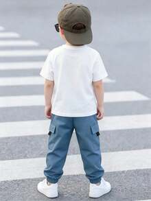 2pcs Boys' Spring/Summer Outfit Set - Printed Black Short Sleeve T-Shirt Paired With Cargo Pants, Casual Versatile - Blue - View 2