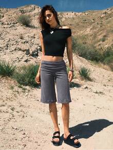 Easelle Casual Retro Snow-Washed Flake Metal Decor Gray Low Waist Bodycon Shorts For Women - Grey - View 3