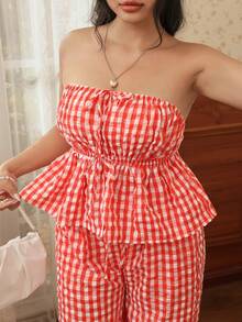 CovetEZ Set 2 Potong Terbaru Musim Semi/Panas: Atasan Bandeau Kotak-kotak Merah & Putih Bertekstur dan Celana Panjang Lebar, Ukuran Besar - Red and White - View 8