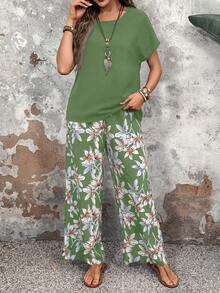 SHEIN LUNE Women Solid Color Round Neck Short Sleeve Top And Flower Print Wide Leg Pants Set For Summer Two Pieces Outfits - Olive Green - View 5