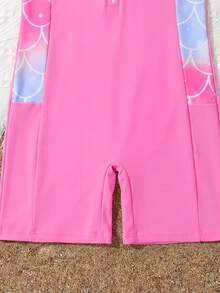 SHEIN Tween Girls Mermaid Scale Printed One-Piece Swimsuit,Pink Summer Cute Beach Holiday Short Sleeve Rashguard Rash Guard Set Swimming Suits For Teens - Pink - View 5