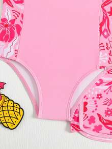 SHEIN Baju Renang Terusan dan Celana Pendek Motif Bunga untuk Anak Perempuan, Cocok untuk Liburan Pantai, Pesta Kolam Renang, dan Pesta Pantai. - Baby Pink - View 4