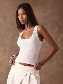 SHEIN BAE Áo tank top không gọng, đính sequin, kiểu dáng thanh lịch, đa năng, phù hợp cho phong cách đường phố cá tính, dự tiệc, đi biển, kỳ nghỉ xuân và trang phục mùa hè cho nữ. - trắng - Xem 3