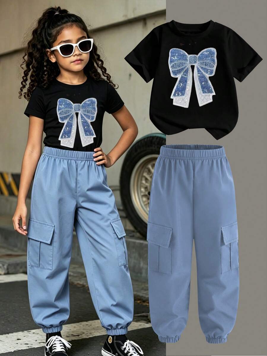SHEIN 两件套女童休闲短袖圆领T恤搭配工装裤，可爱蝴蝶结印花设计，适合春夏秋季穿着 - 軍綠色 - 查看 1