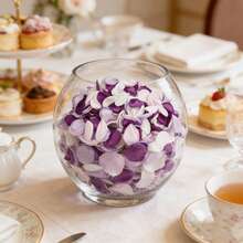 50/100 pétalos de rosa de seda satinada púrpura, adecuados para bodas, despedidas de soltera, fiestas, decoración de pasillos, confeti, propuestas, noches románticas, decoración para el Día de la Madre - Mezcla morada - Ver 5